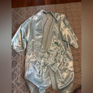 Mint green silky bath robe with short sleeves